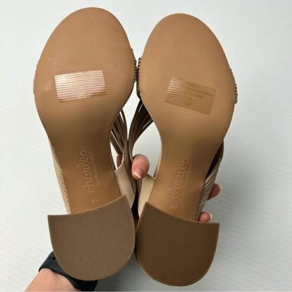 Charles David Sandals womens size 9 Razzle beige leather block heel - Picture 9 of 11